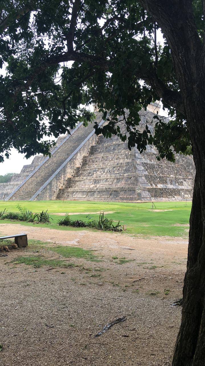 Turisteros demandan pronta reapertura de Chichén Itzá; el gobierno federal deshoja la margarita