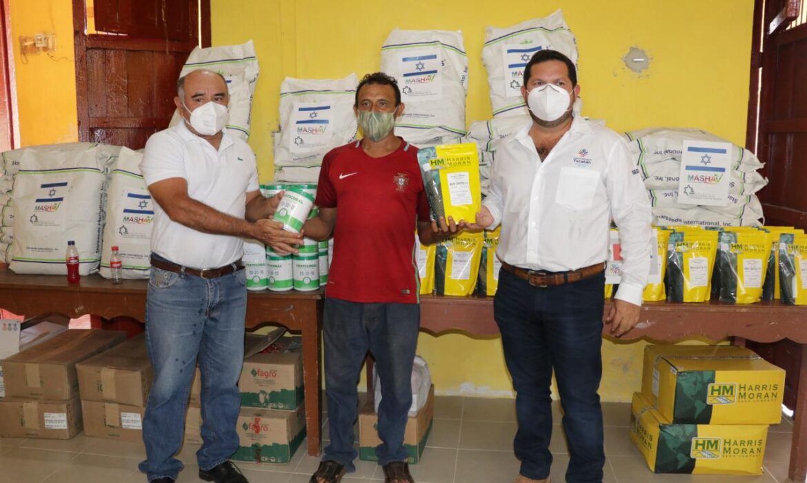 Israel dona ayuda humanitaria a productores yucatecos