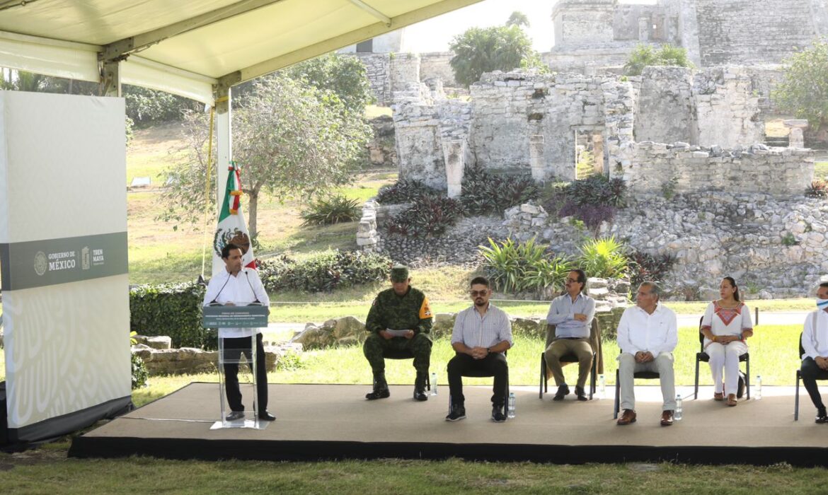 Gobernadores firman convenio con AMLO para impulsar el desarrollo urbano donde pasará Tren Maya
