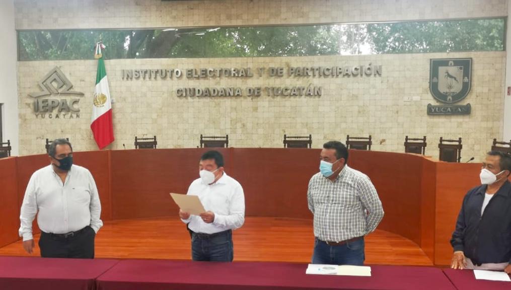 Nueva Alianza tendrá candidata en Mérida. Entrega su plataforma electoral al Iepac