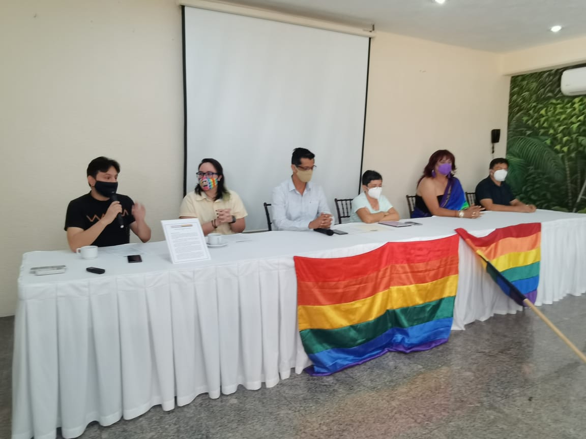 Colectivos presentan agenda LGBTTTIQ Yucatán