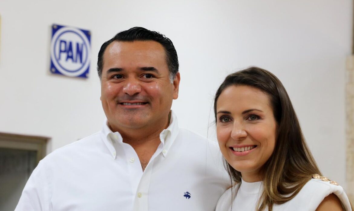 «Me concentro en los retos del momento»: Renán Barrera al inscribirse en el IEPAC