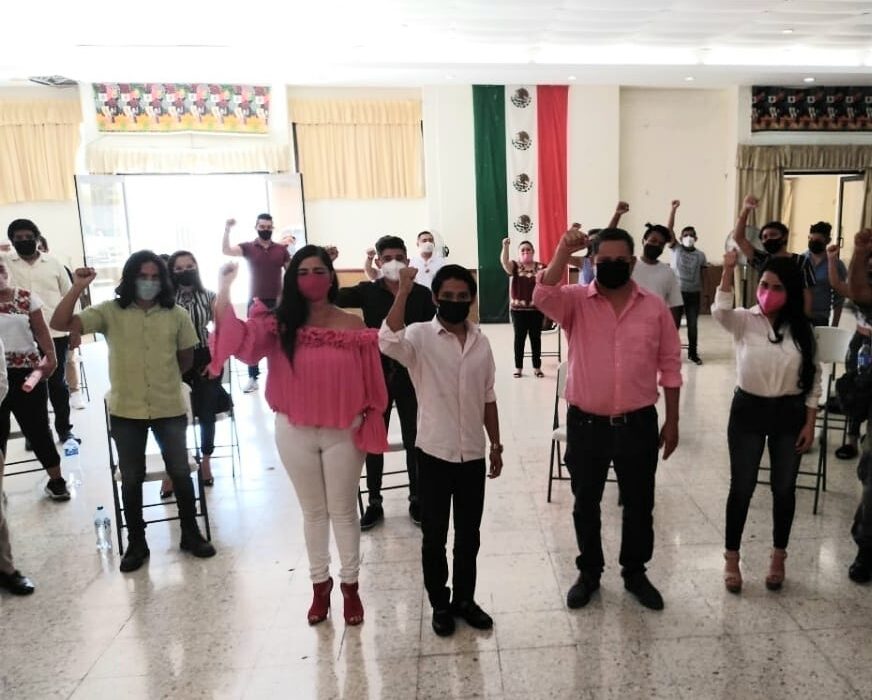 Dirigentes juveniles renuncian a Morena, denuncian oportunismos