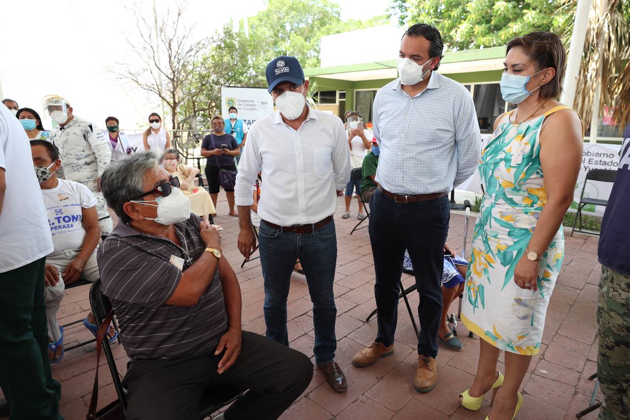 El calor no ha dañado las vacunas de Covid-19, informa el Gobernador Vila Dosal