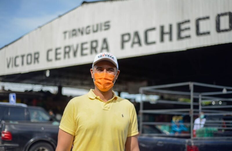 «Denme la oportunidad», pide Víctor Cervera en el mercado que lleva el nombre de su padre
