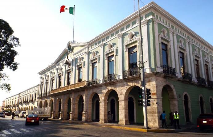 Poco más de seis mil millones de pesos la deuda pública de Yucatán