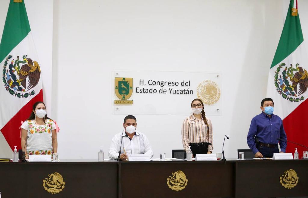 Congreso abre convocatoria para reconocer a yucatecos destacados