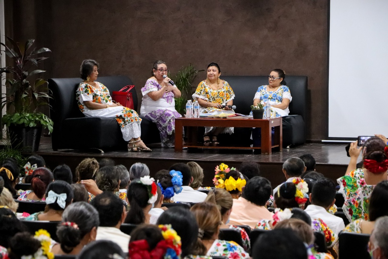 Conmemoran 58 años de educación indígena en Yucatán
