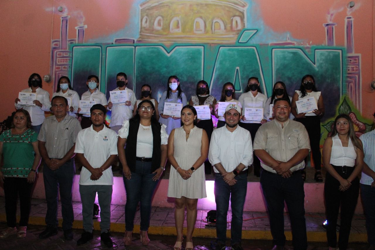 Develan Mural de la Juventud en Umán e integran primer Consejo de la Juventud