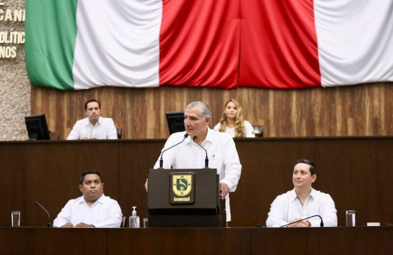 Adán Augusto aplaude la seguridad de Yucatán y pide al Congreso aprobar la permanencia del Ejército
