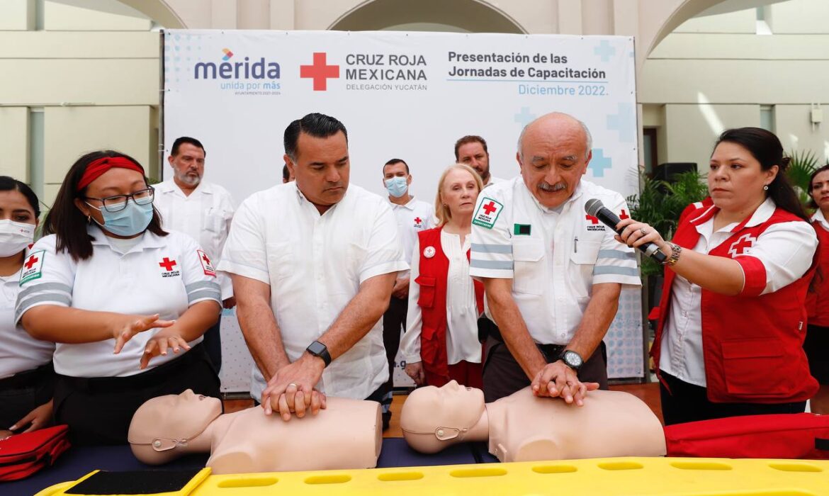 Cruz Roja y Ayuntamiento de Mérida unen esfuerzos para capacitar en primeros auxilios a diversos negocios