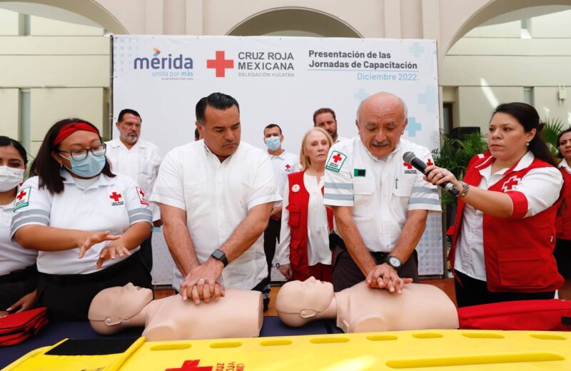 Cruz Roja y Ayuntamiento de Mérida unen esfuerzos para capacitar en primeros auxilios a diversos negocios
