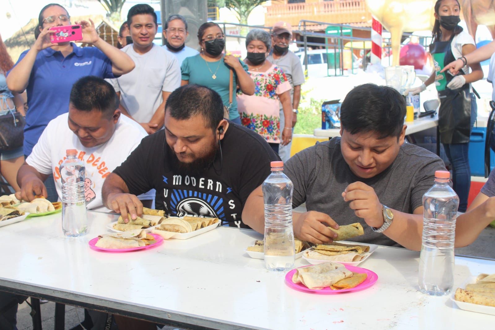 Umán organiza primera Feria de la Torta y del Taco con éxito