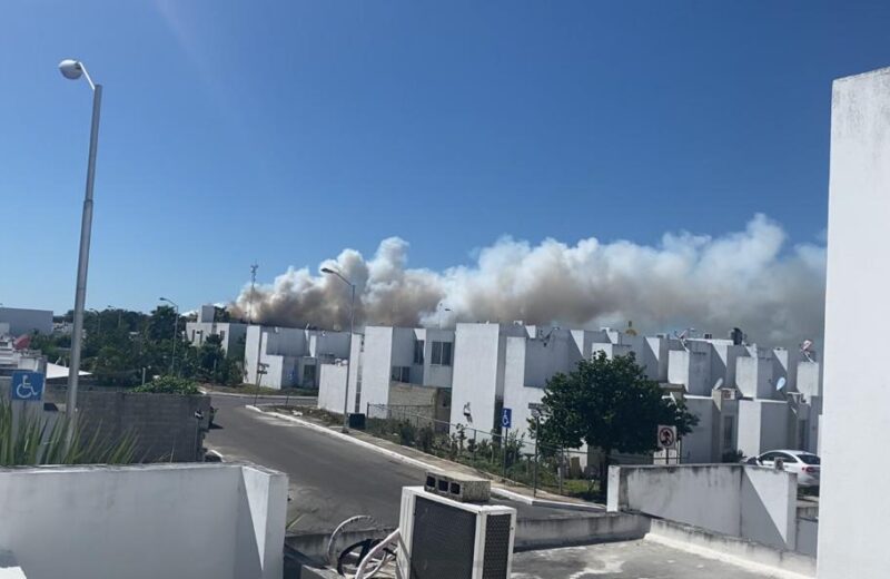 Operativo para sofocar incendio en Relleno Sanitario de Mérida