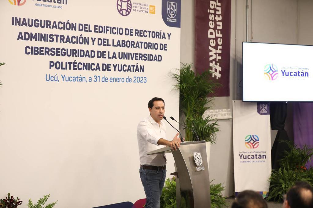 Aprender inglés, vital para las y los jóvenes yucatecos: Vila Dosal
