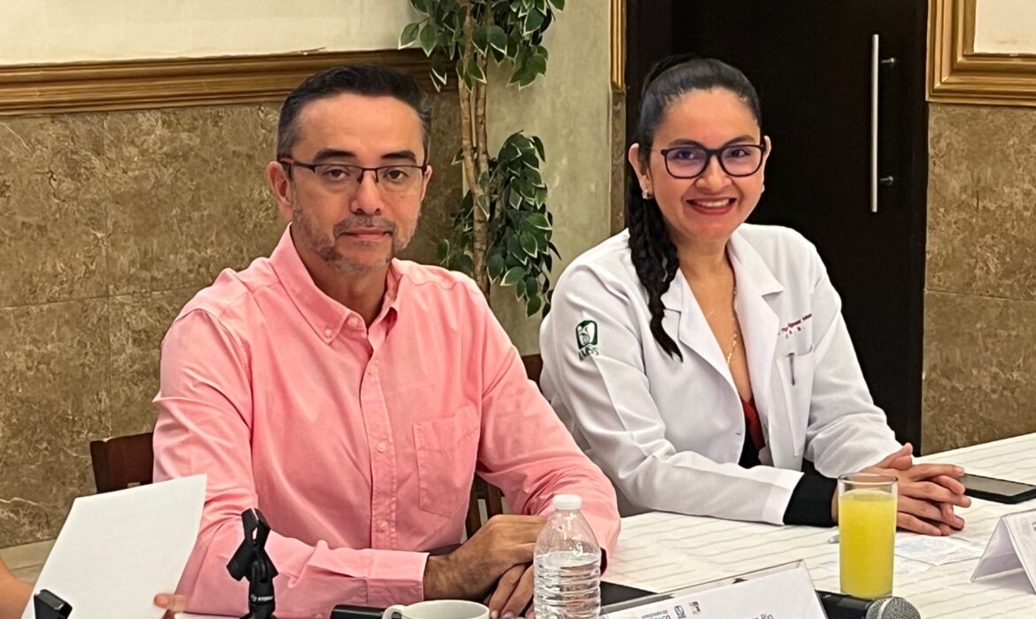 El IMSS Yucatán anuncia inversiones y su nuevo titular ofrece trabajar «muy fuerte» para evitar desabasto de medicamentos