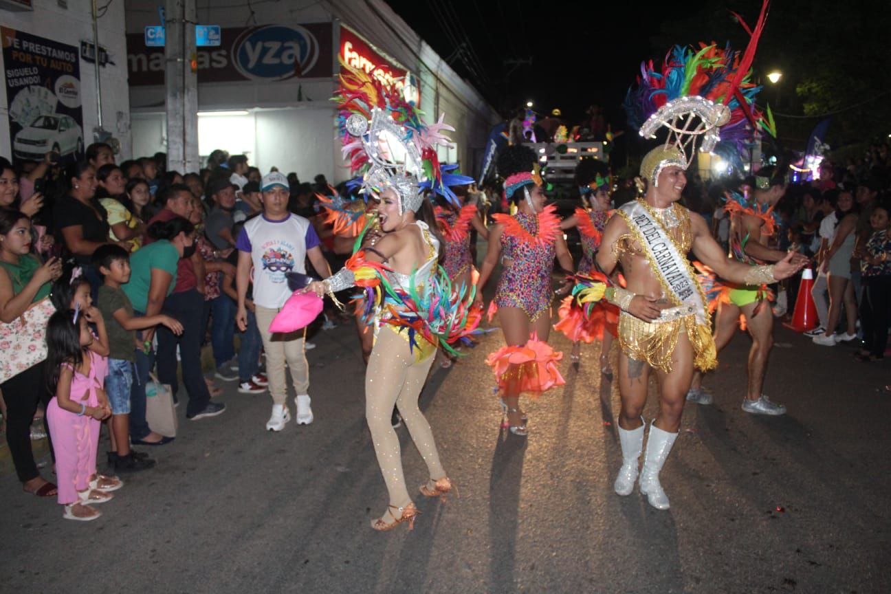 El carnaval se vivió en Umán a todo lo que dio