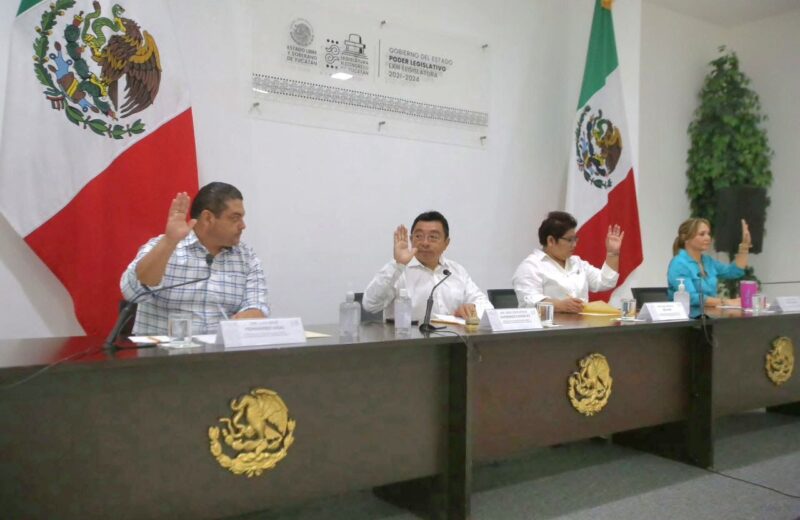 Abril Vázquez recibirá el reconocimiento a la Excelencia Docente de Yucatán