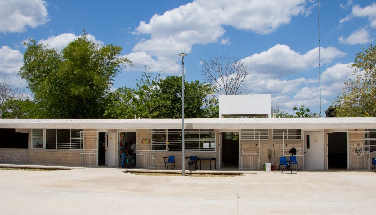 La primaria Fabián Sansores, de Tekax, estrena edificio, el anterior se lo llevó la tormenta Cristóbal