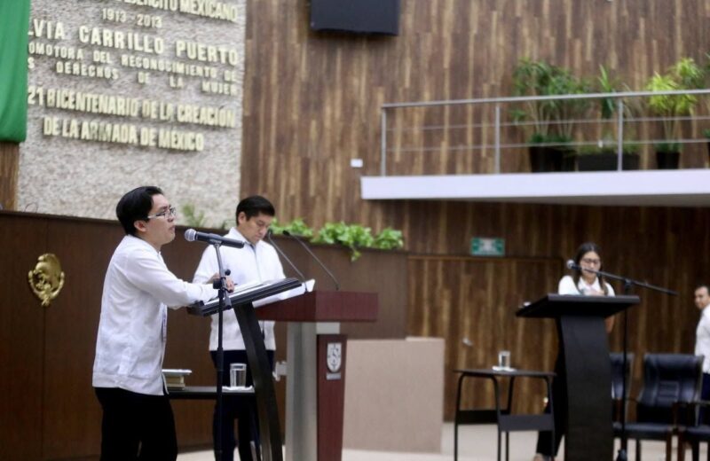 Estudiante de la UADY triunfa en debate entre universitarios convocado por el Congreso de Yucatán