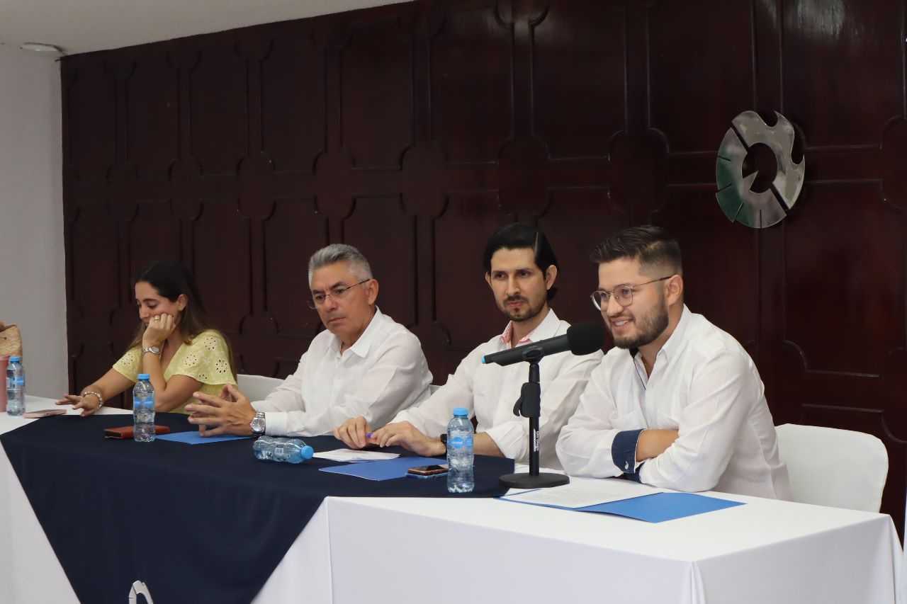 Heydeen García, nuevo dirigente de Jóvenes Industriales de Canacintra Yucatán
