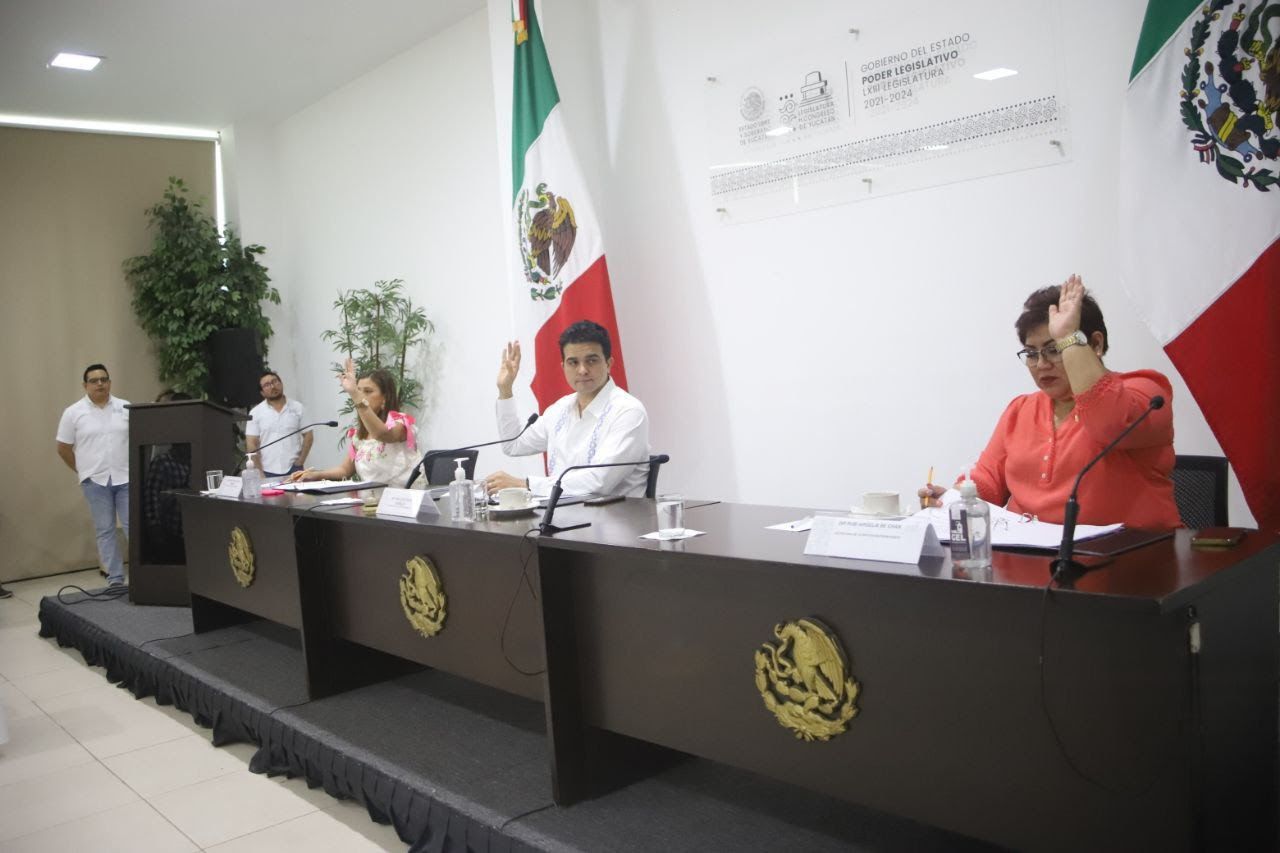 El gobierno de coalición ya es constitucional en Yucatán
