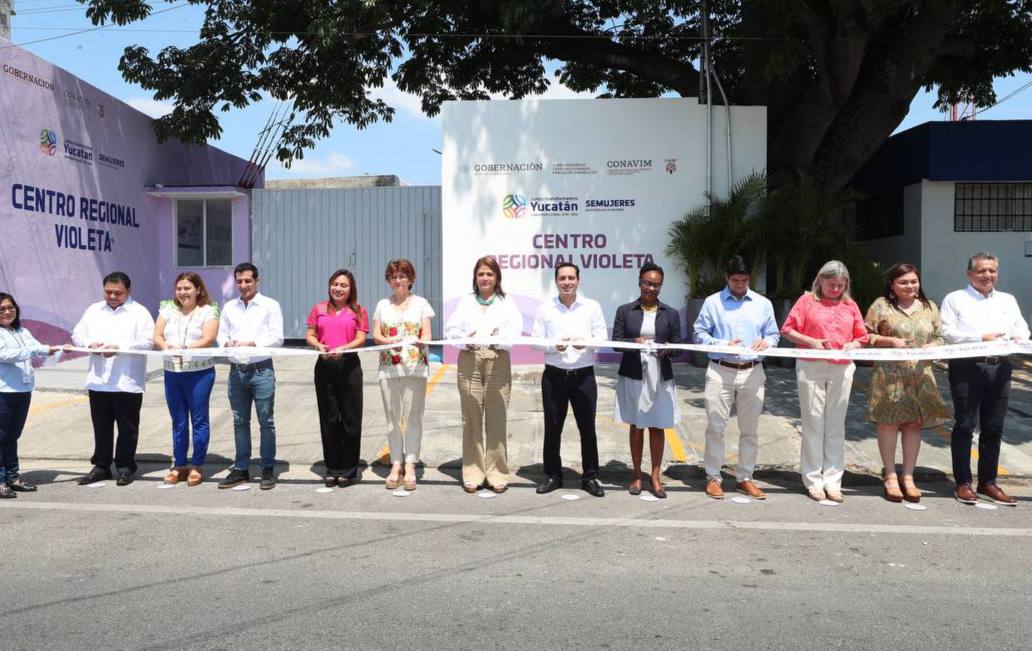 Gobernador entrega nuevo Centro Regional Violeta en el centro de Mérida