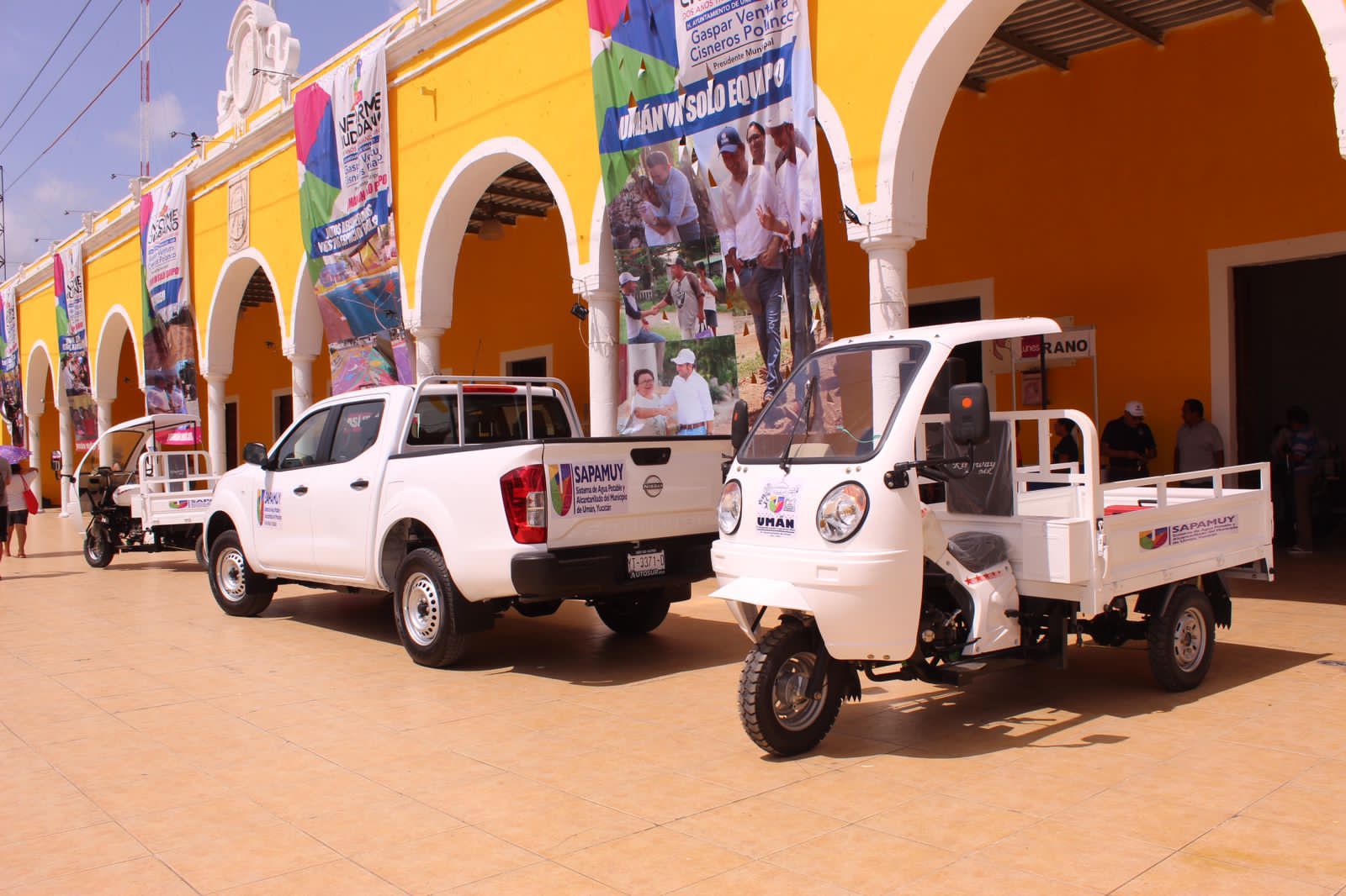 Vehículos y herramientas para atender rápido fugas de agua potable en Umán