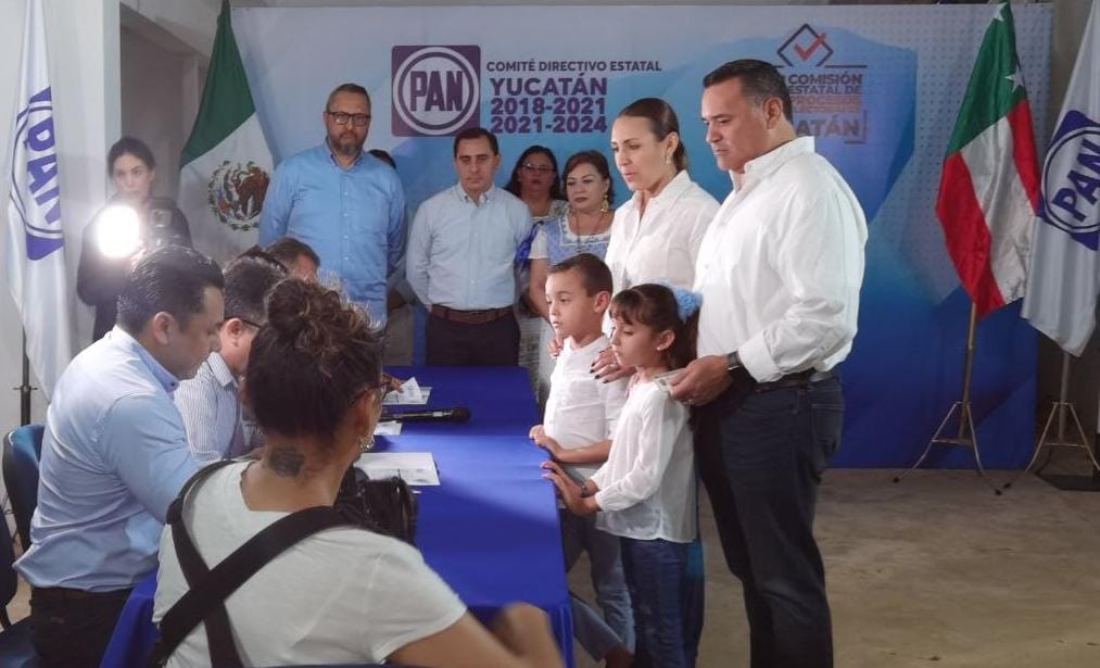Renán Barrera se registra como Precandidato a la Gubernatura en Acción Nacional