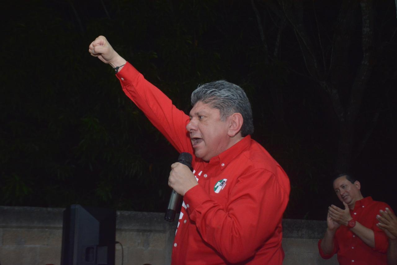 Un verdadero priísta jamás traiciona a su partido: Gaspar Quintal en Yaxcabá