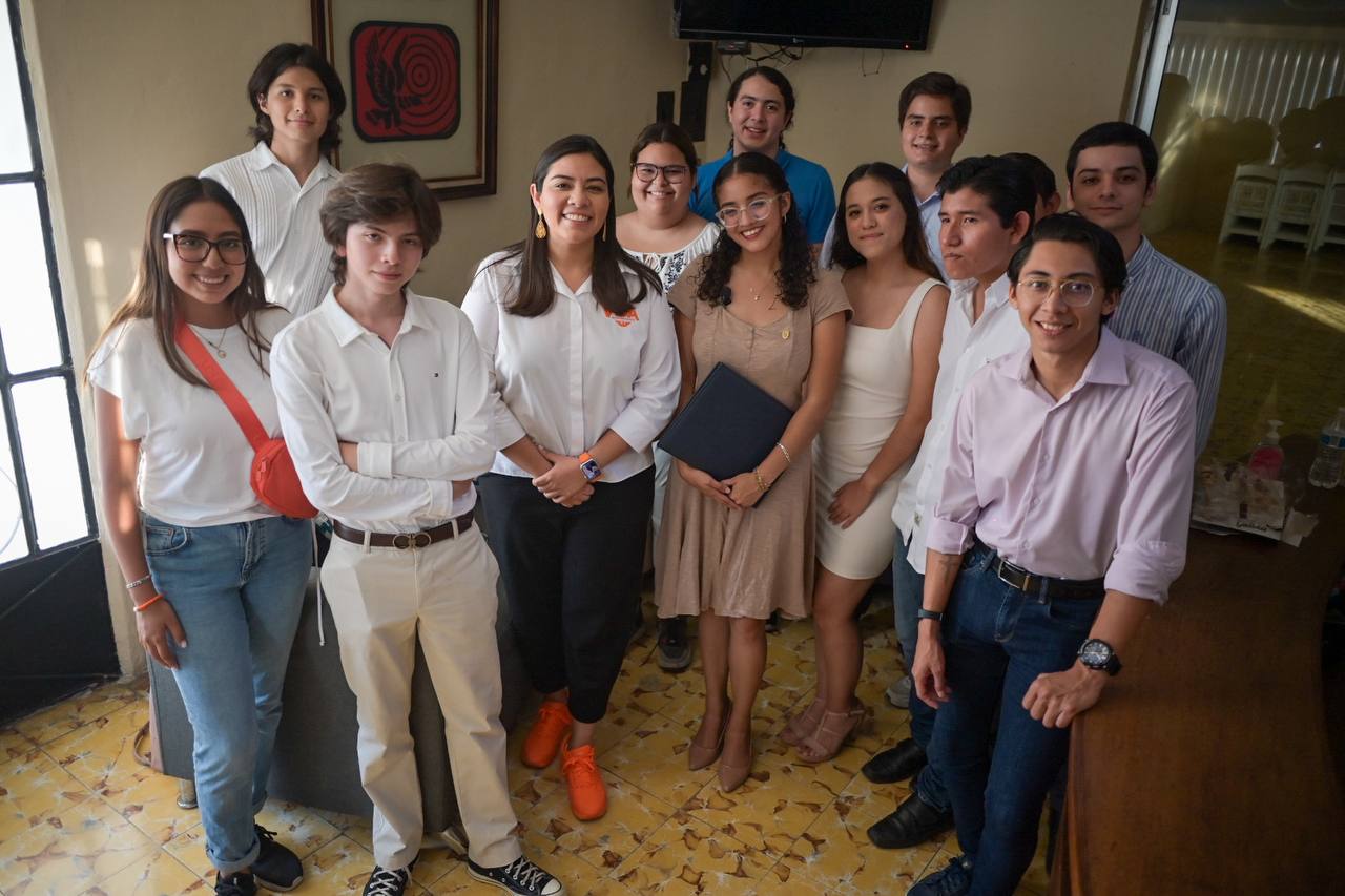 La visión de las juventudes fortalece las decisiones de gobierno: Vida Gómez