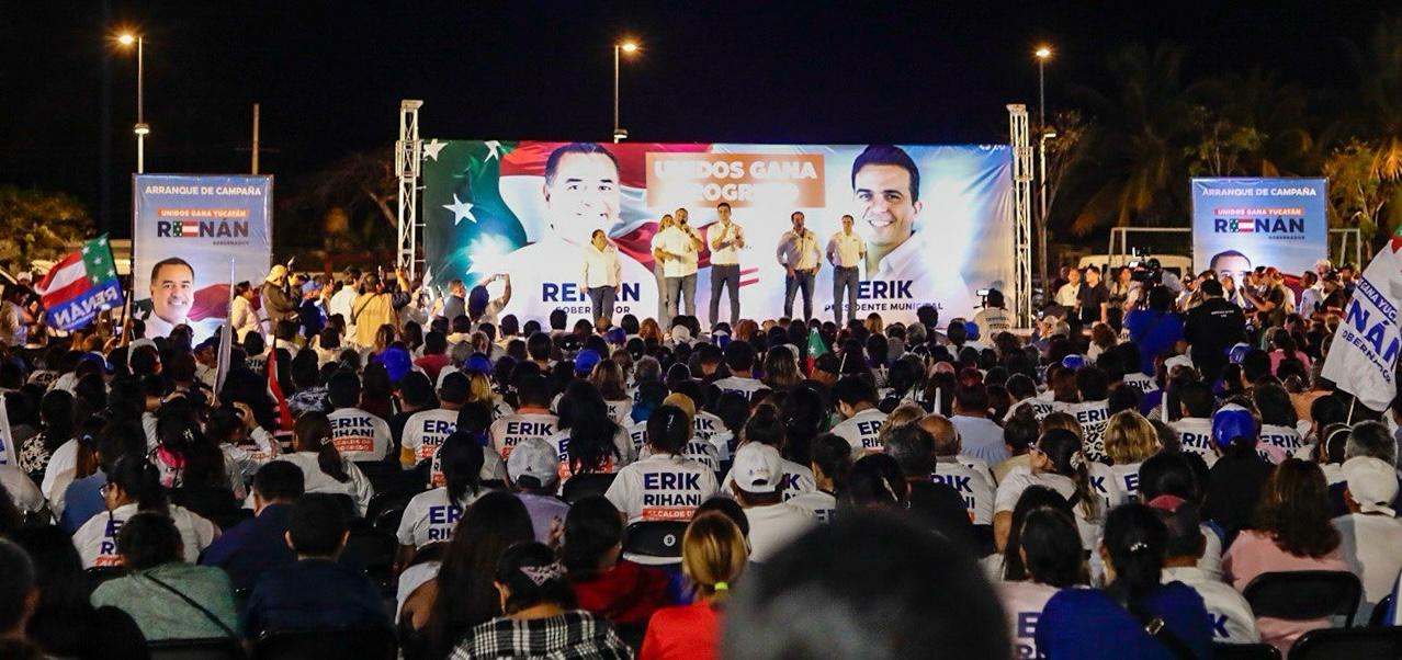 Ante una multitud en Chelem, Renán Barrera reitera la necesidad de ampliar el Puerto de Altura