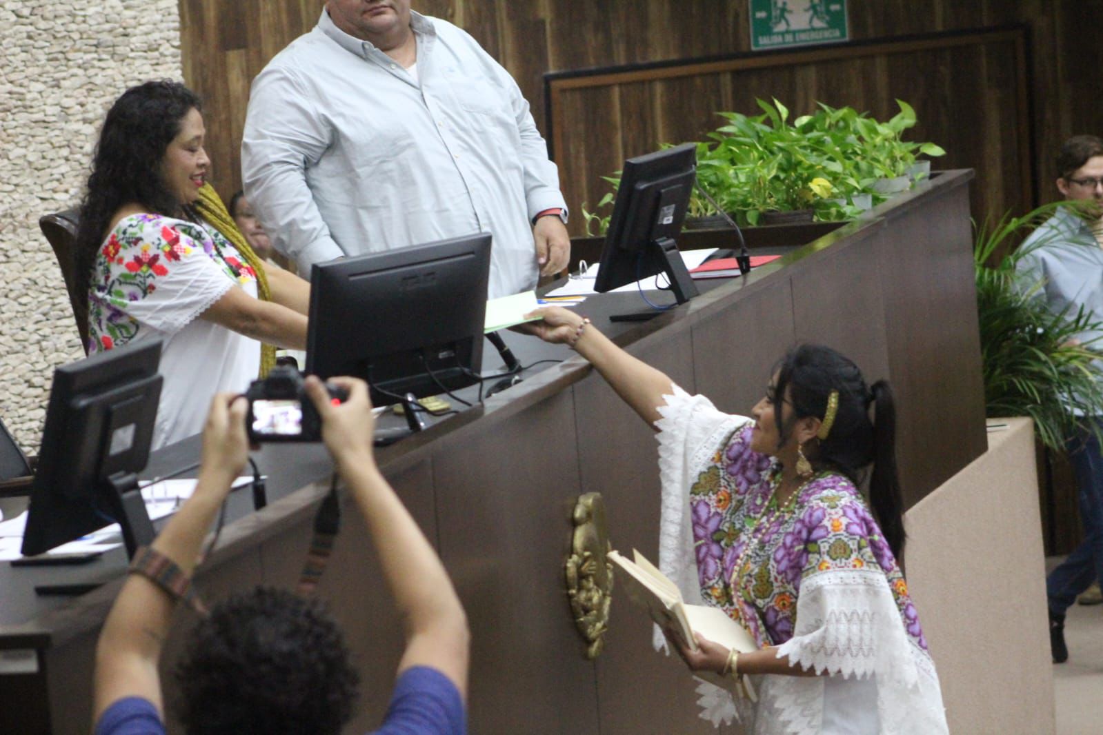 Presentan iniciativa para fortalecer enseñanza de la lengua maya