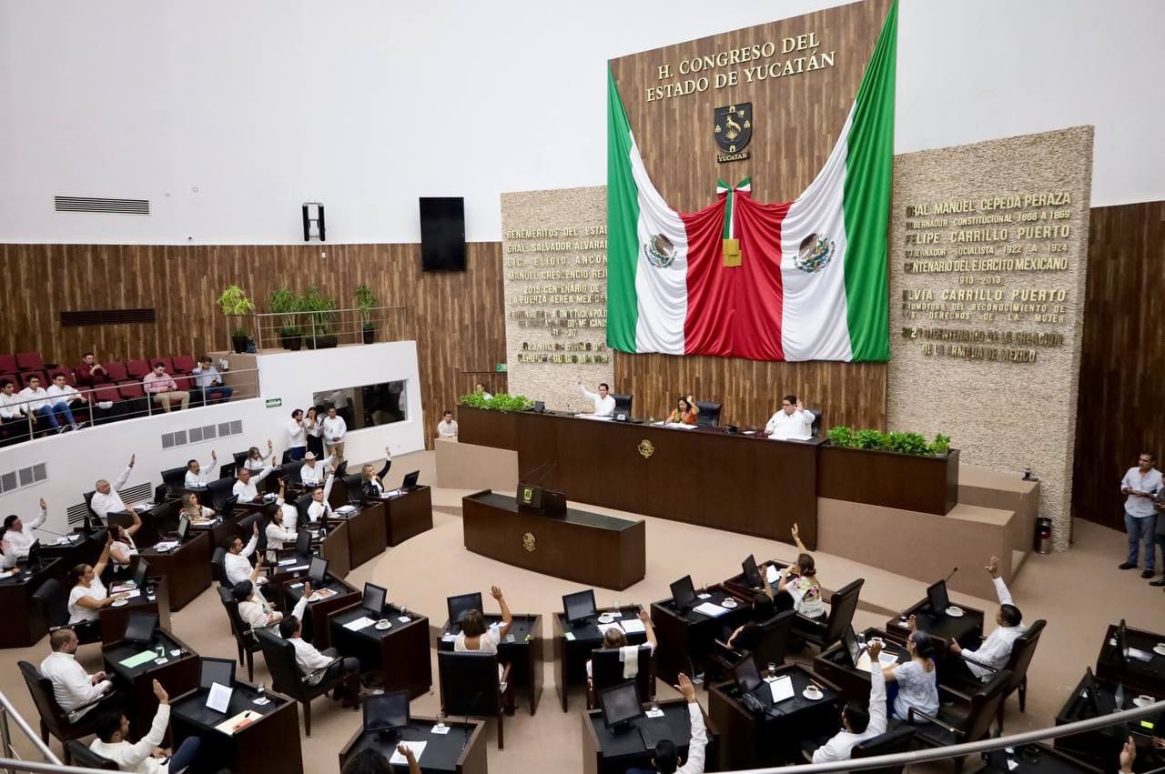 Congreso aprueba Bando Solemne y declara a Huacho Gobernador. Tomará protesta en la Plaza Grande